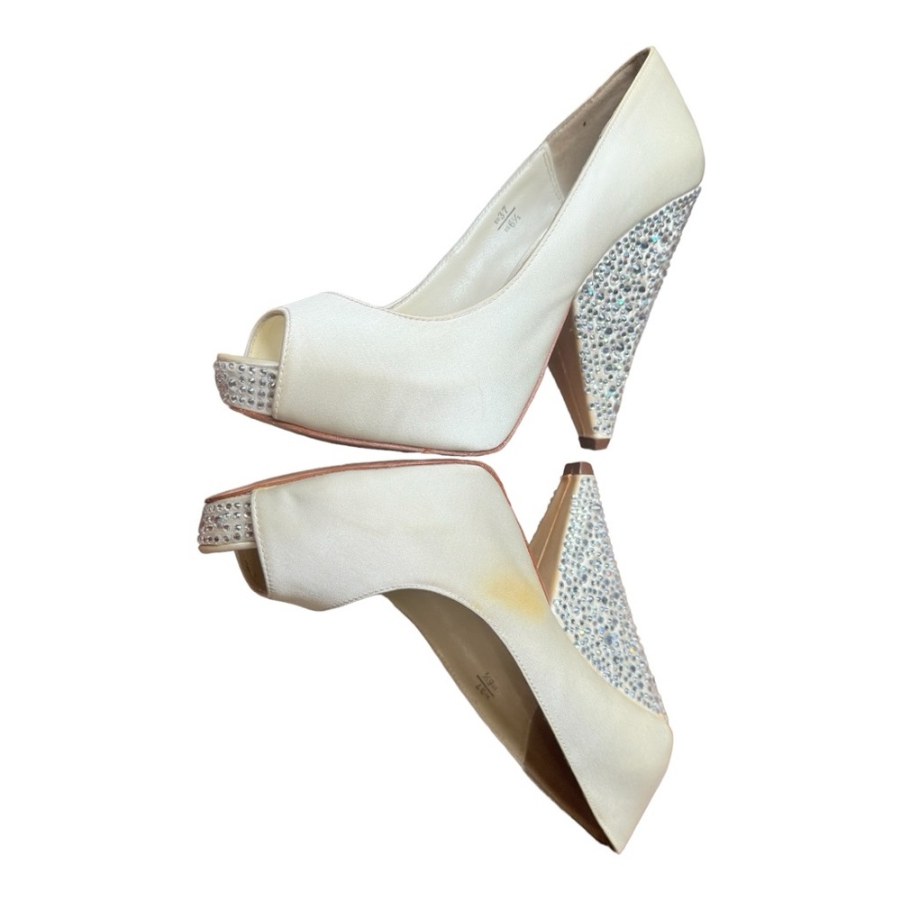Benjamin Adams London Ivory Size 36.5M - Picture 7 of 10